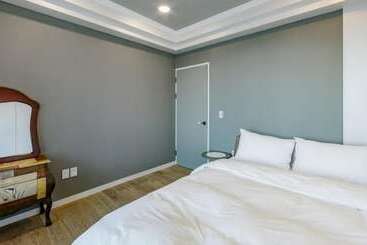 پانسیون Gyeongju Blue 21 Pool Villa