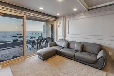 پانسیون Gyeongju Blue 21 Pool Villa