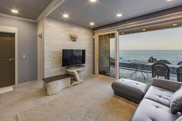 پانسیون Gyeongju Blue 21 Pool Villa