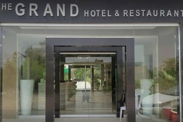 The Grand Hotel & Restaurant