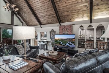 White Mountain Chateau