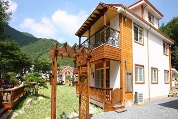 Cheongdo Alpen Heim Pension