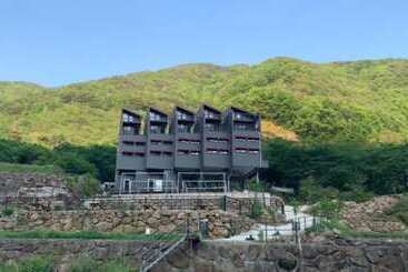 Gurye Jirisan Rosinante House Pension