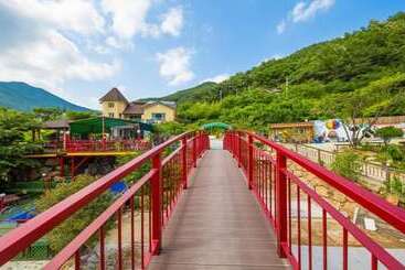 Gwangyang Feel Tourist House Pension