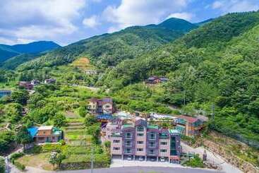 Gwangyang Feel Tourist House Pension