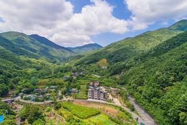 Gwangyang Feel Tourist House Pension