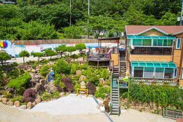 Gwangyang Feel Tourist House Pension