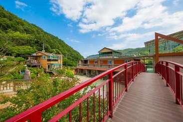 Gwangyang Feel Tourist House Pension