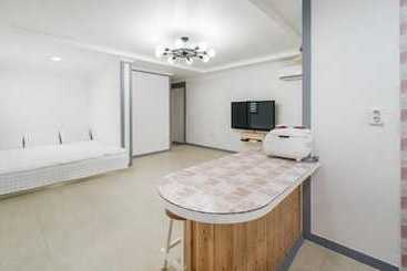 Gyeongju Victoria Diary Pension