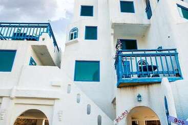 Hwaseong Santorini Pension 8