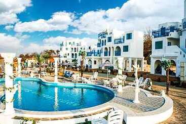 Hwaseong Santorini Pension 8