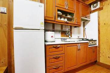 Pocheon Beverly Hill Pension