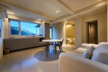 Pocheon Joey Tomato Pension