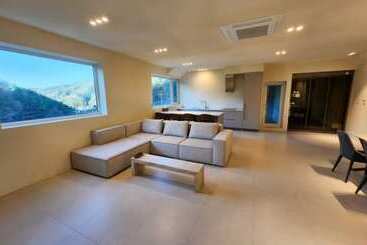Pocheon Joey Tomato Pension