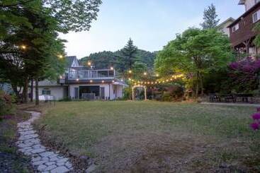 Pocheon Joey Tomato Pension