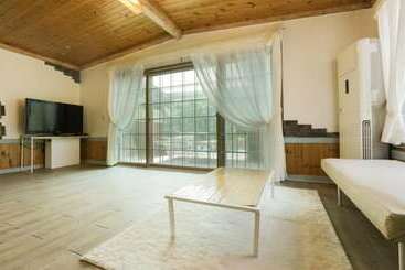 Pocheon Vincent House Pension