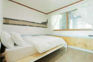 Pocheon Vincent House Pension