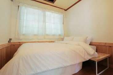 Pocheon Vincent House Pension