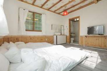 Pocheon Vincent House Pension