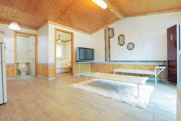 Pocheon Vincent House Pension