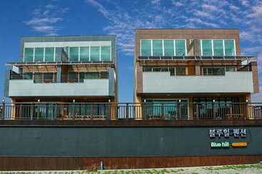 پانسیون Pohang Blue Hill Pool Villa