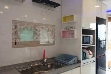 پانسیون Pohang Blue Hill Pool Villa