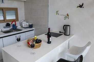 پانسیون Pohang Blue Hill Pool Villa