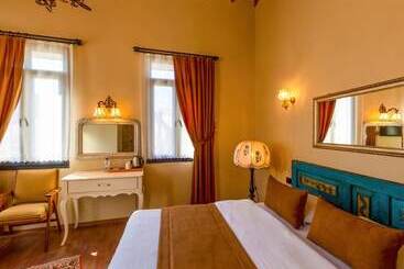 Sakli Tas Konak Otel