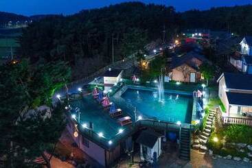 Taean Insta Pension