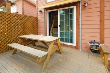 Yangpyeong Popperas Spa Pension