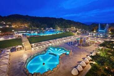 Yong Maple Pension