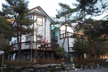 Youngwol Sky Pension Camping