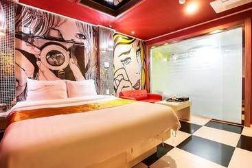 Asan Fox Drive In Motel