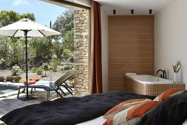 هتل A Speranza Suites Avec Piscine Privative Chauffée