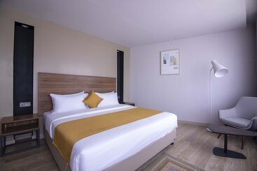 هتل Eseriani The Resort