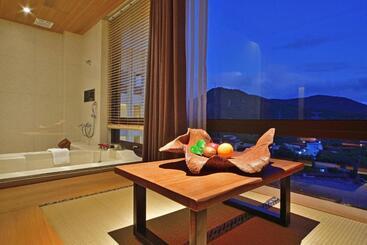 هتل Samiling Resort
