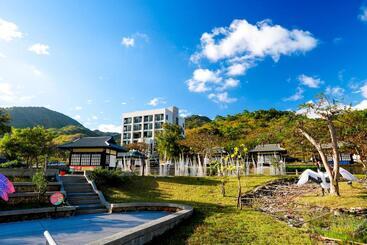 هتل Samiling Resort