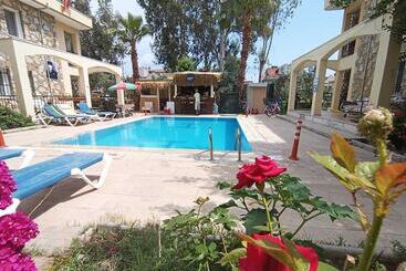 çileks Apart Otel