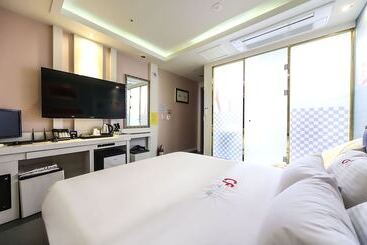 Jinju Cf Self Checkin Motel