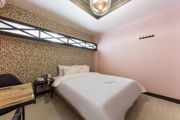 Motel Cheongju Coco