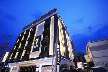مُتل Gumi Indong Hotel 7days