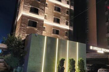 مُتل Jecheon Urban Brown