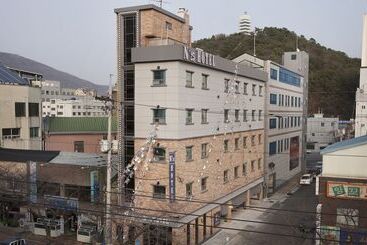 Мотель No. 25 Changwon Jinhae