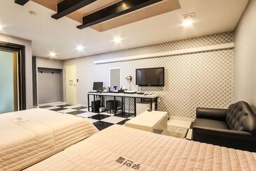 Naju Gung Self Checkin Motel
