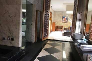Amani Spa Boutique Motel