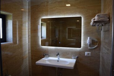 Amber Hotel Albania