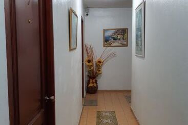 Aparta Hotel Casa Clara