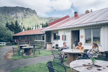 Furu Hostel & Café