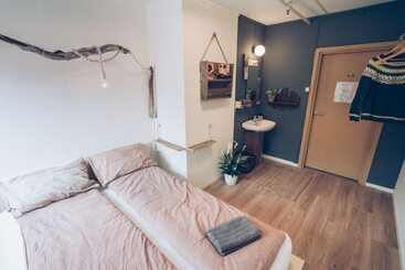 Furu Hostel & Café