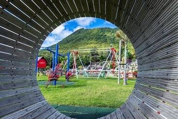 Golden Rock Dive And Nature Resort